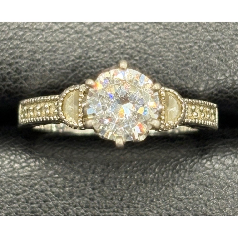 EUC Sterling Silver Cubic Zirconia Open Work Ring 4 Grams Size 10 D14